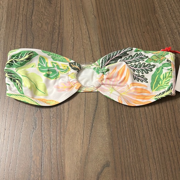 Solid and striped Tati Palm Leaf Print Bikini Top Size Small NWT 🌴 - Picture 1 of 6
